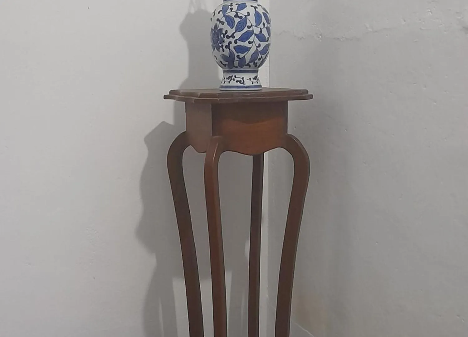 Lamp Colonial Bungalow Airport Katunayake